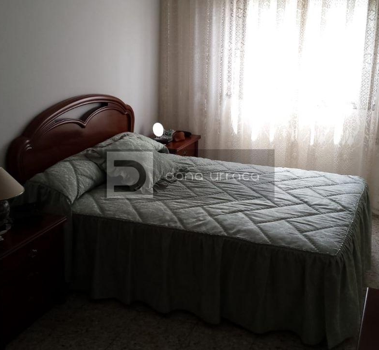 VENTA DE CASA EN OURENSE ZONA A CUÑA CON TERRENO