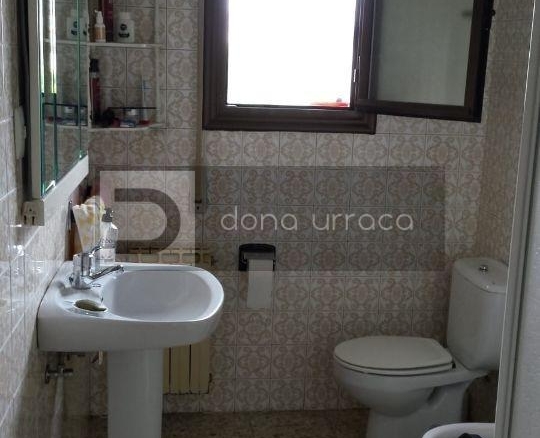 VENTA DE CASA EN OURENSE ZONA A CUÑA CON TERRENO