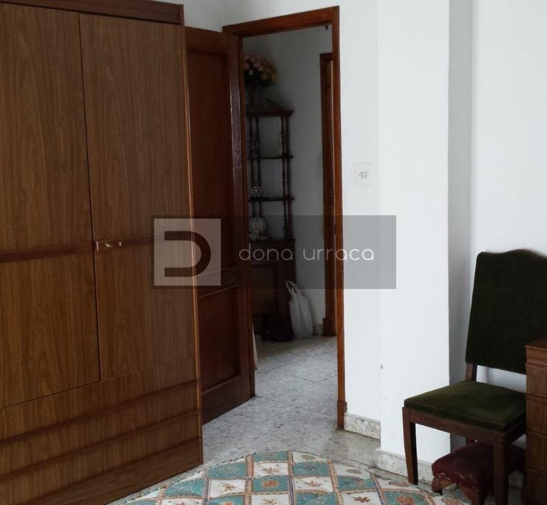 VENTA DE CASA EN OURENSE ZONA A CUÑA CON TERRENO