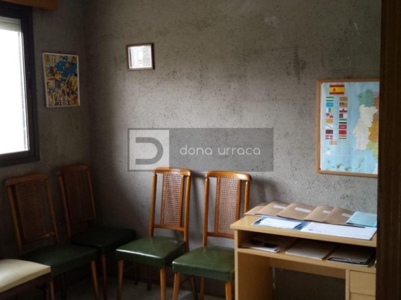 VENTA DE CASA EN OURENSE ZONA A CUÑA CON TERRENO