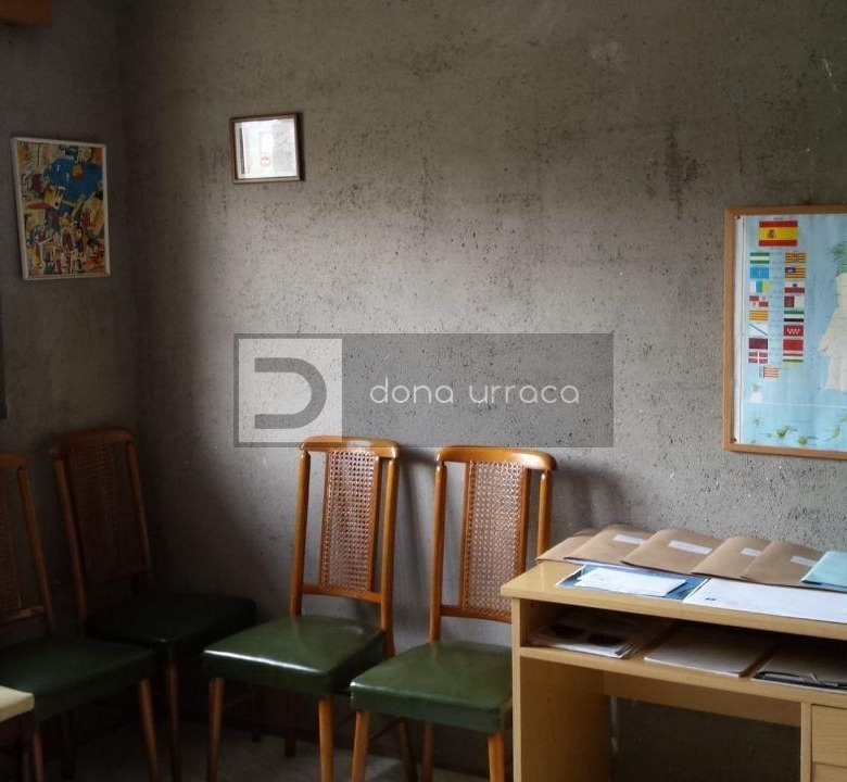 VENTA DE CASA EN OURENSE ZONA A CUÑA CON TERRENO