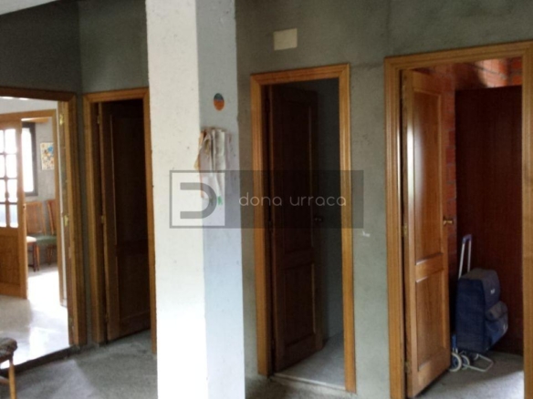 VENTA DE CASA EN OURENSE ZONA A CUÑA CON TERRENO