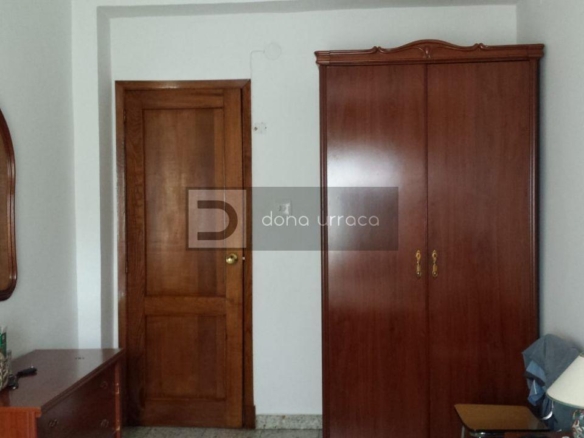 VENTA DE CASA EN OURENSE ZONA A CUÑA CON TERRENO