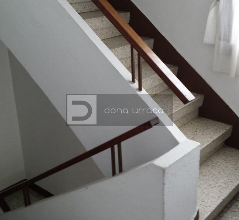VENTA DE CASA EN OURENSE ZONA A CUÑA CON TERRENO