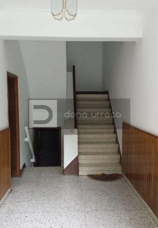 VENTA DE CASA EN OURENSE ZONA A CUÑA CON TERRENO