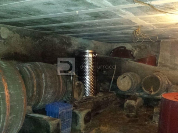 VENTA DE CASA EN OURENSE ZONA A CUÑA CON TERRENO