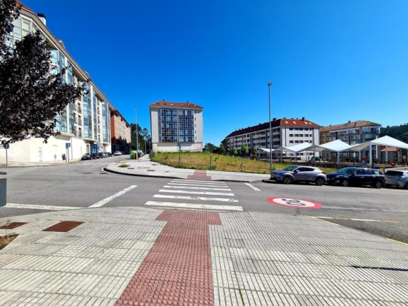 Tu oficina con 2 plazas de garaje