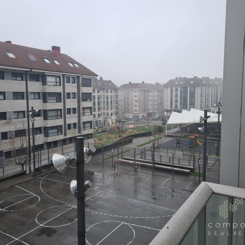 Tu oficina con 2 plazas de garaje