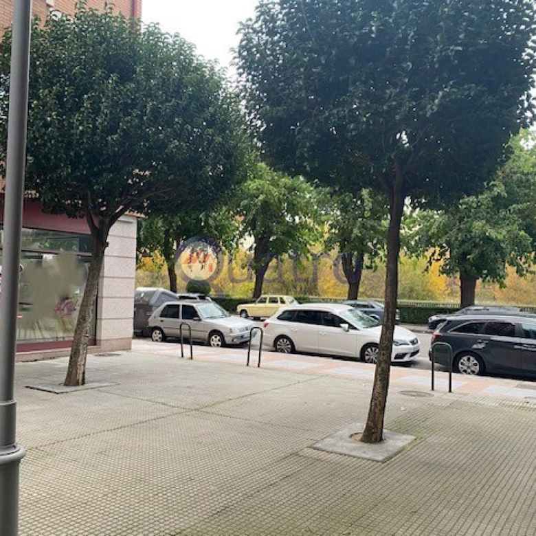Gran local comercial en el Paseo de Salamanca