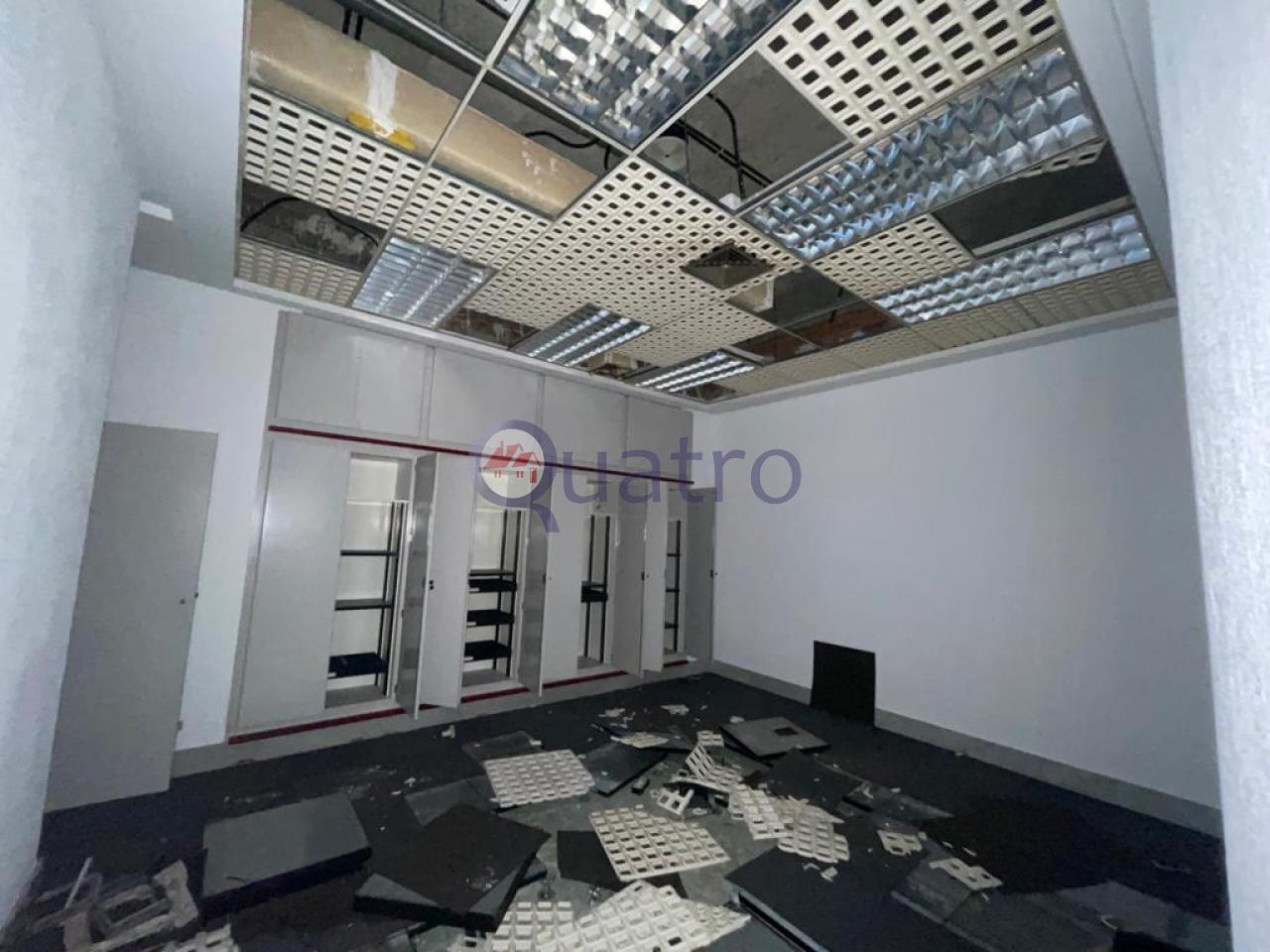 170652894392300024614_170652892351 Venta o alquiler gran local comercial al lado del Jardín de San Francisco