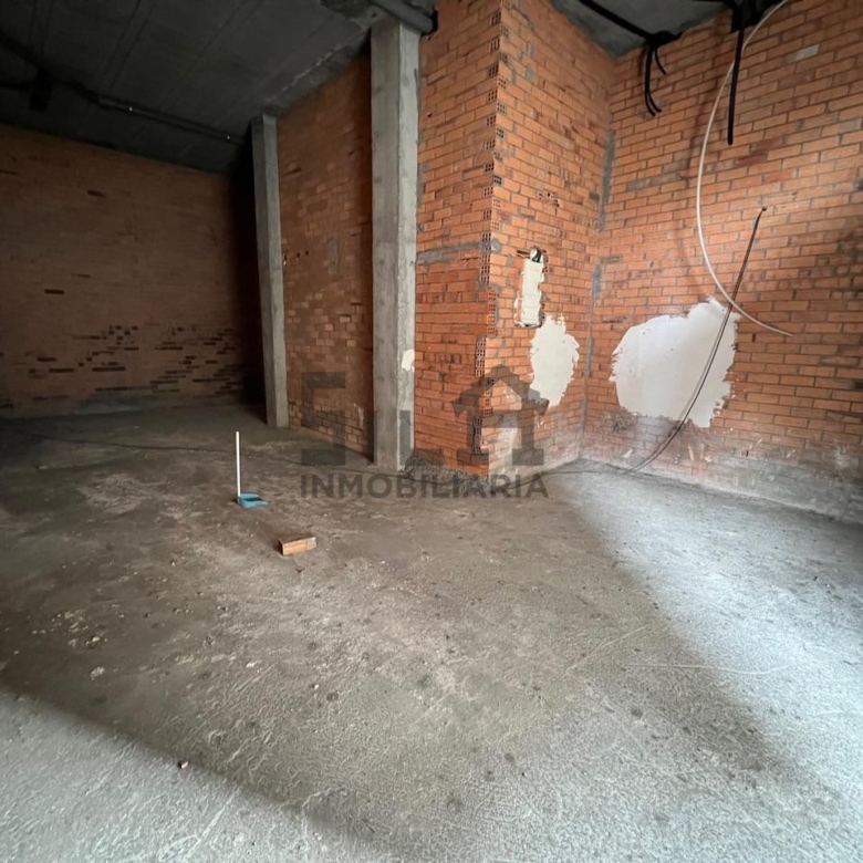 VENTA LOCAL EN CARBALLIÑO