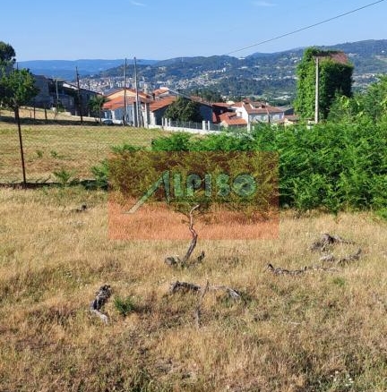 Parcela en San Cibrao das Viñas