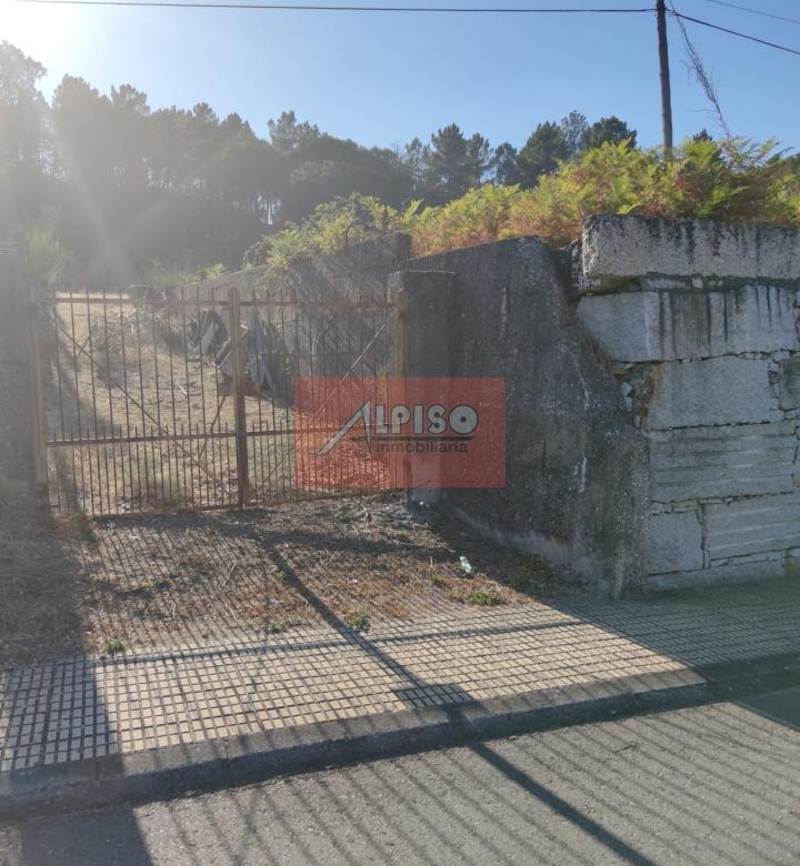 Parcela en San Cibrao das Viñas