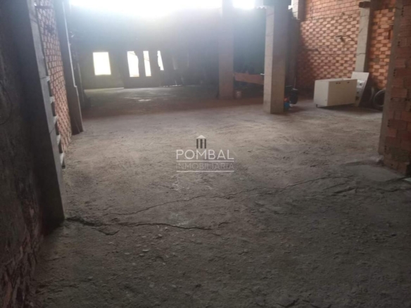 BAJO EN  SOTANO EN EMILIO PARDO BAZAN