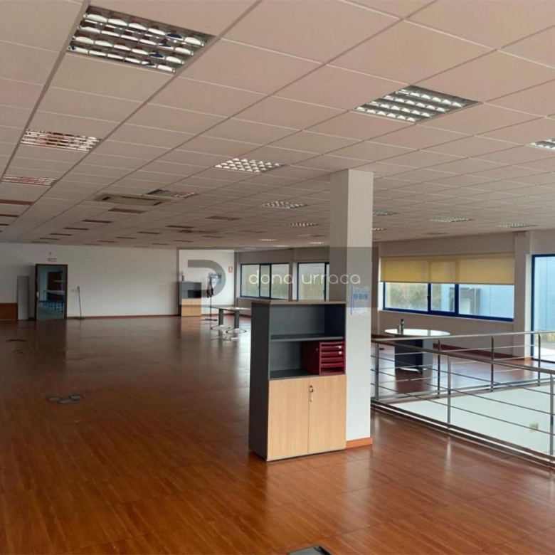 Local comercial en venta en Vilamarín
