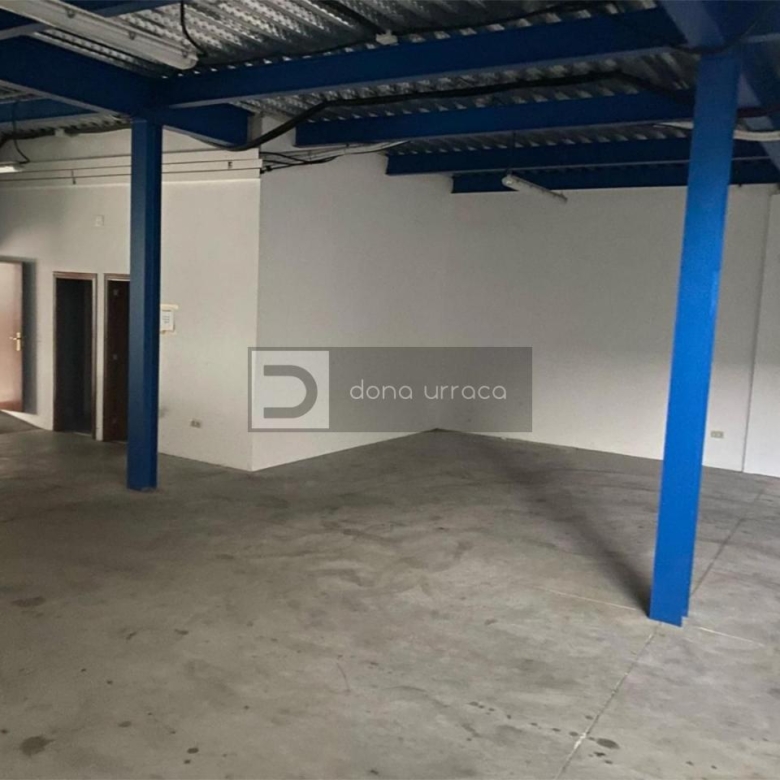 Local comercial en venta en Vilamarín