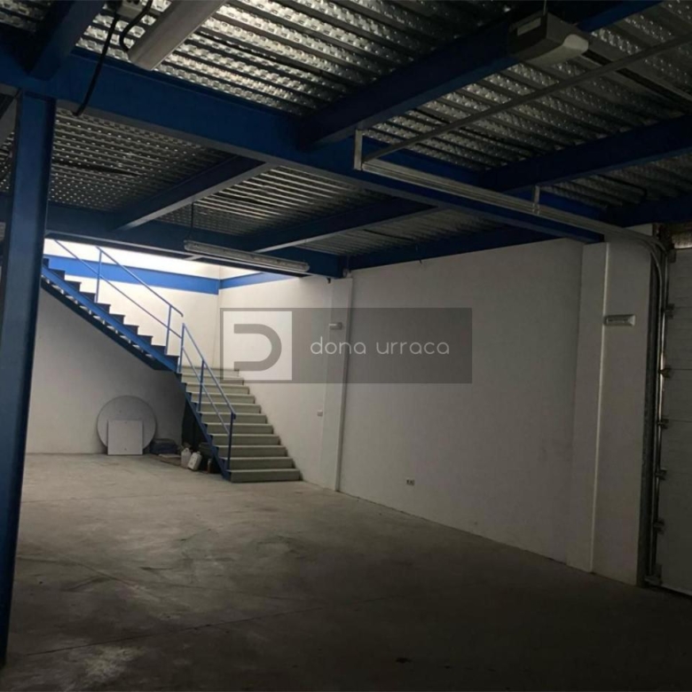Local comercial en venta en Vilamarín