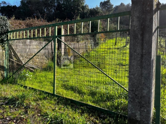 Terreno en venta en Toén