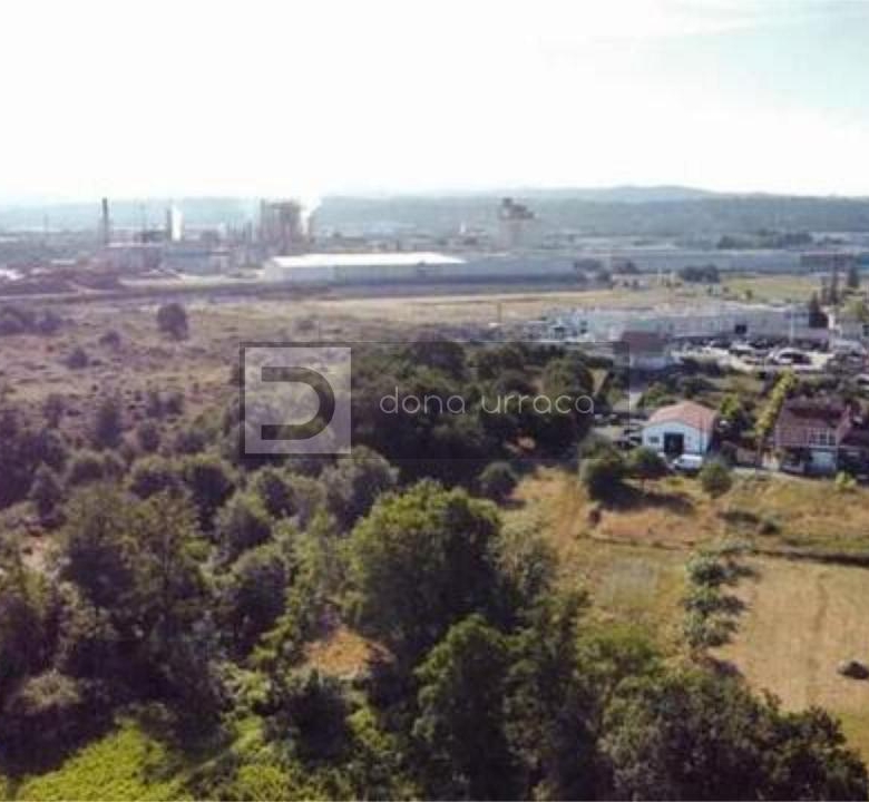 Casa en venta en San Cibrao das Viñas