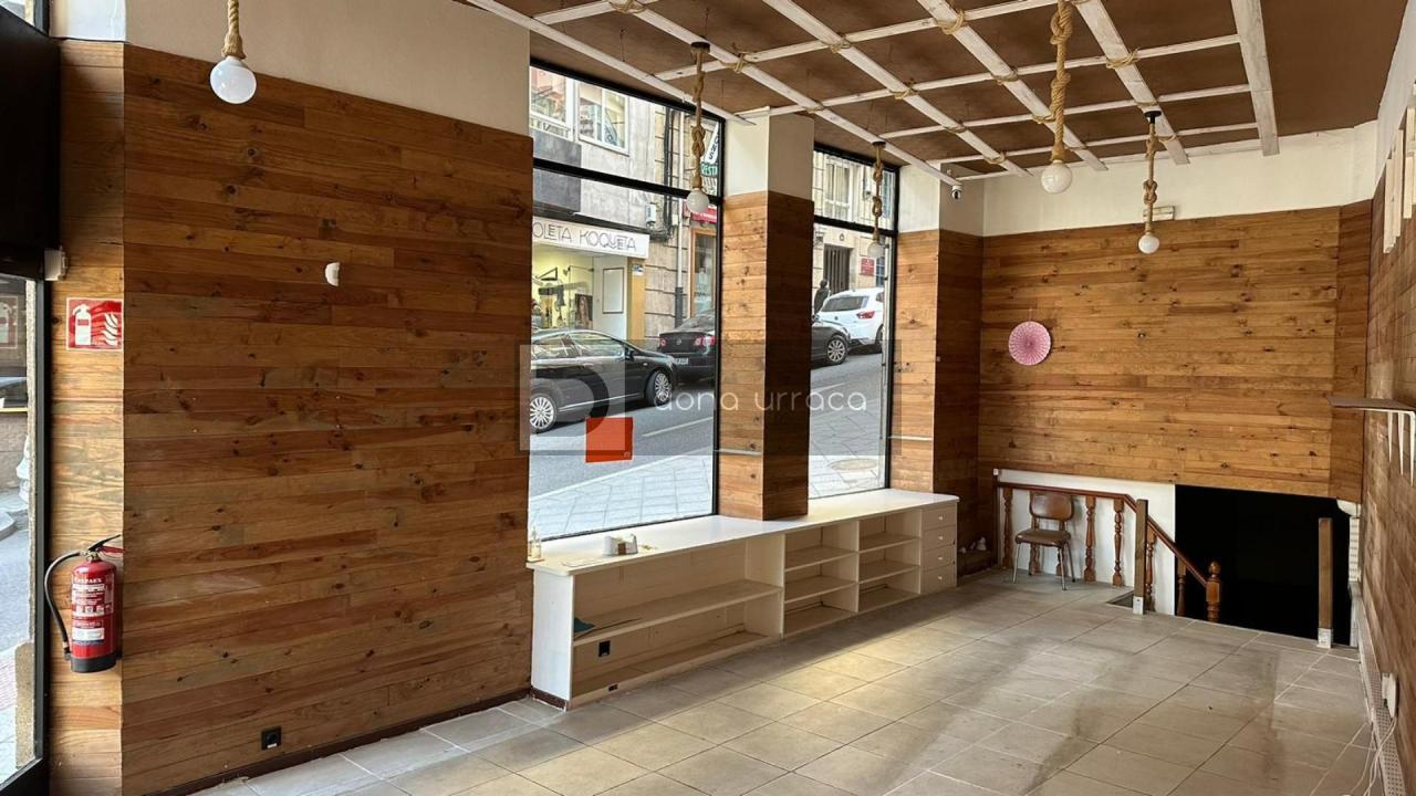 170799130180400025115_170799065926 Local comercial en alquiler en Centro