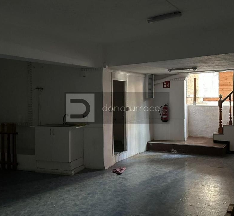 Local comercial en alquiler en Centro