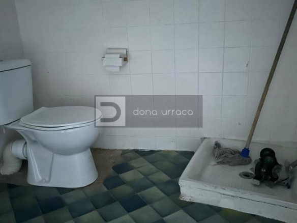 Local comercial en alquiler en Centro