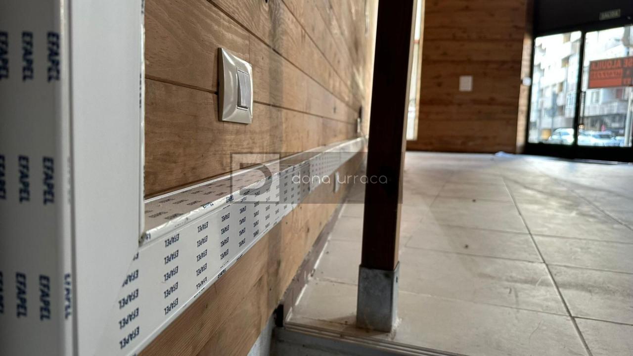 170799130478800025115_170799066674 Local comercial en alquiler en Centro