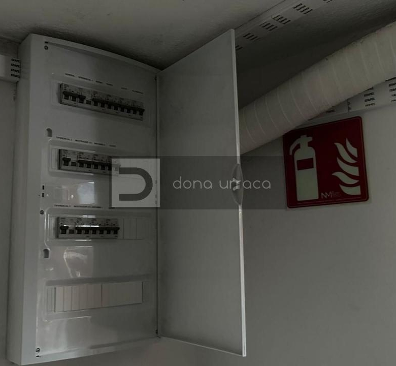 Local comercial en alquiler en Centro