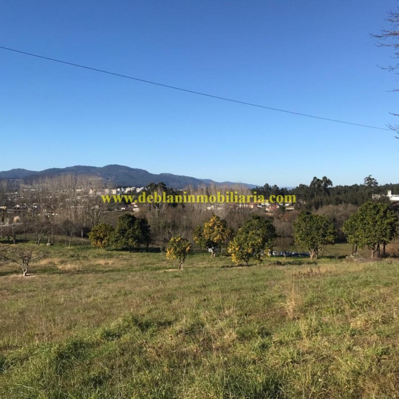 UBICADA EN VALENÇA, QUINTA DO FORTE CON TERRENO DE 22.600 M2