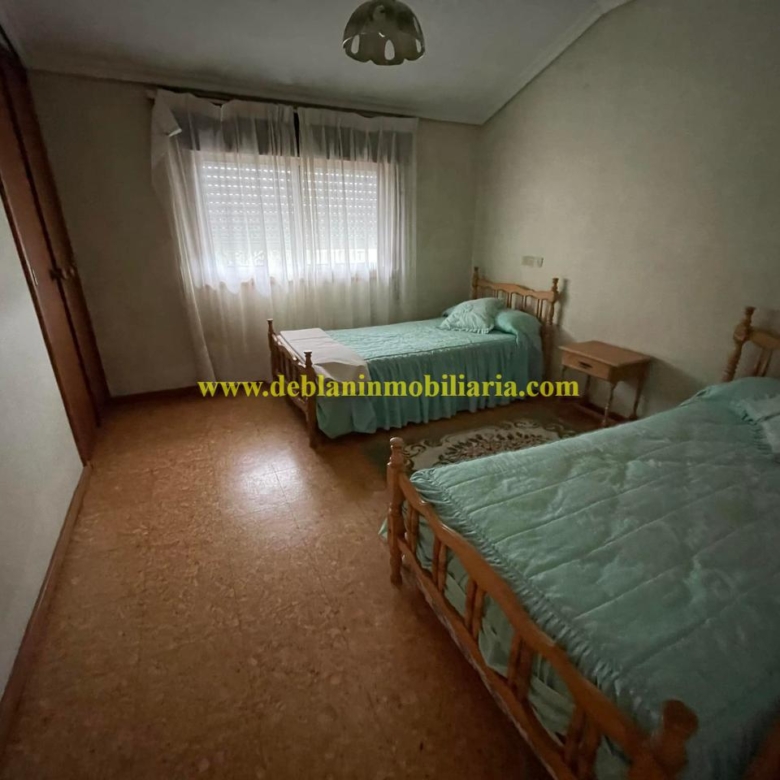 UBICADA EN VALENÇA, QUINTA DO FORTE CON TERRENO DE 22.600 M2