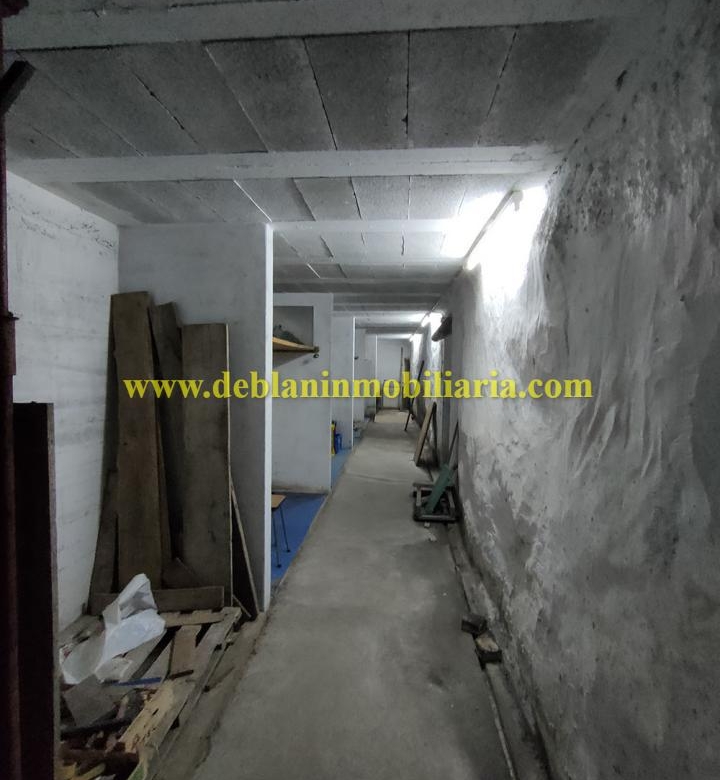 UBICADA EN VALENÇA, QUINTA DO FORTE CON TERRENO DE 22.600 M2