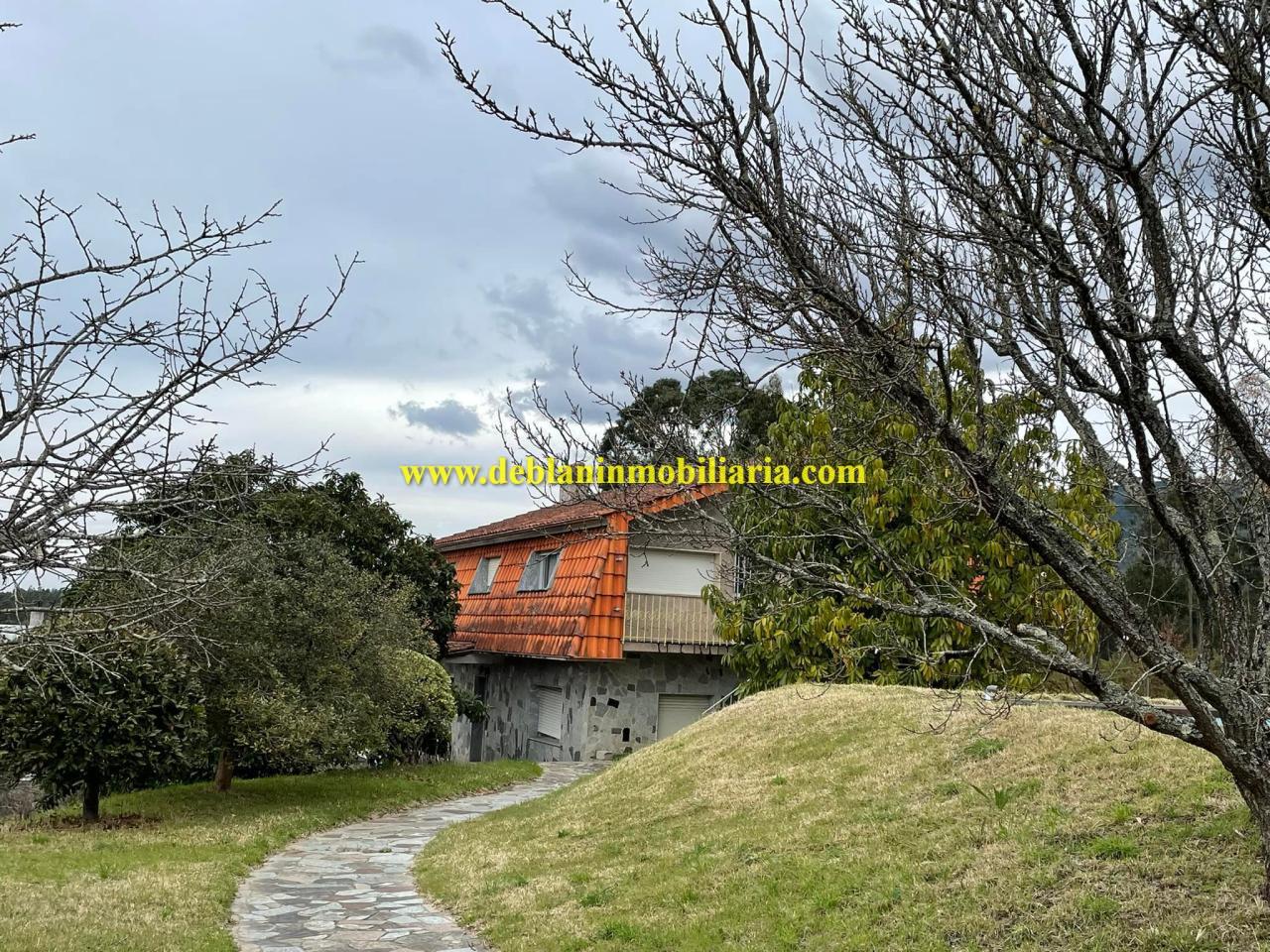 170807988834200008389_170807978876 UBICADA EN VALENÇA, QUINTA DO FORTE CON TERRENO DE 22.600 M2