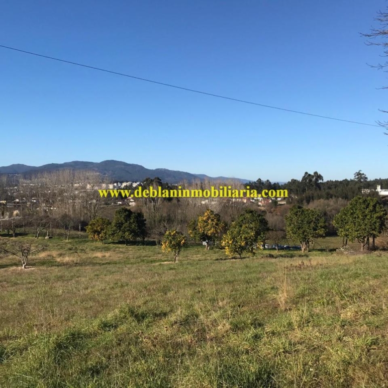 UBICADA EN VALENÇA, QUINTA DO FORTE CON TERRENO DE 22.600 M2