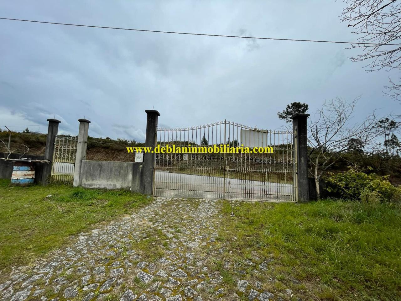 170807990374400008389_170807979637 UBICADA EN VALENÇA, QUINTA DO FORTE CON TERRENO DE 22.600 M2