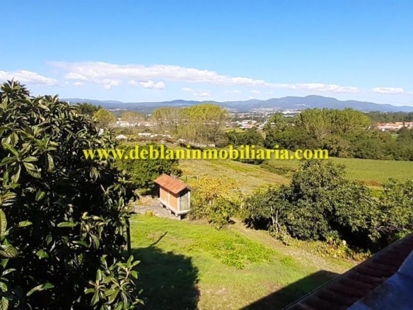 UBICADA EN VALENÇA, QUINTA DO FORTE CON TERRENO DE 22.600 M2