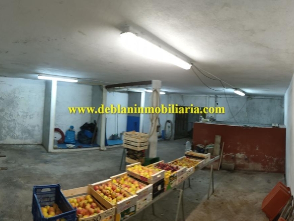 UBICADA EN VALENÇA, QUINTA DO FORTE CON TERRENO DE 22.600 M2