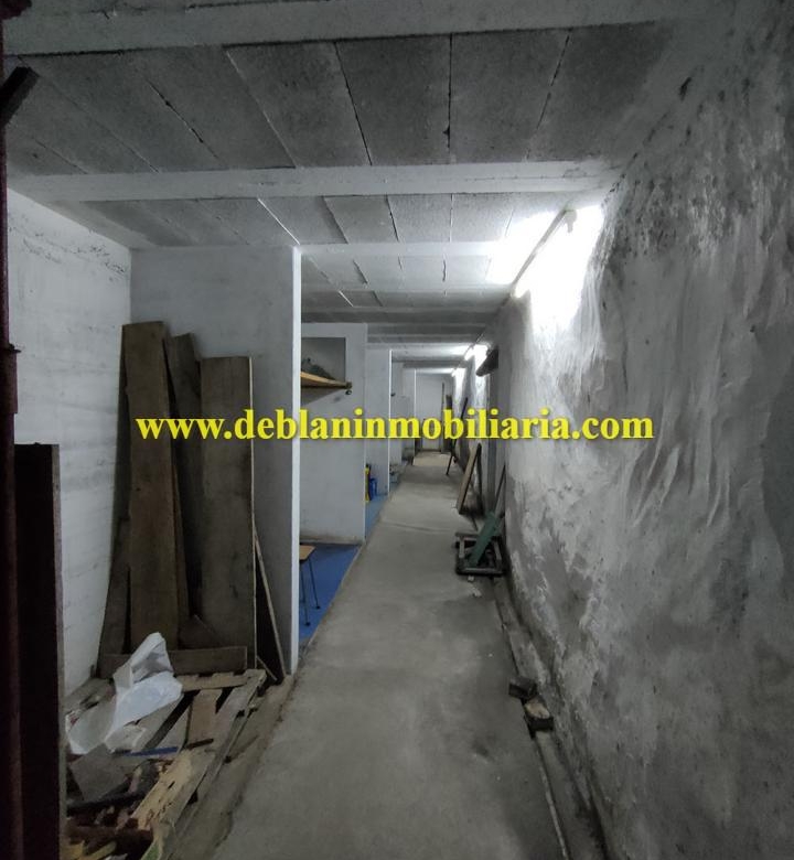 UBICADA EN VALENÇA, QUINTA DO FORTE CON TERRENO DE 22.600 M2