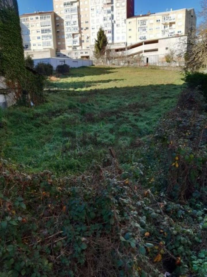 170836739852800008400_170836698562 SOLAR 2.700M2 EN CARBALLIÑO