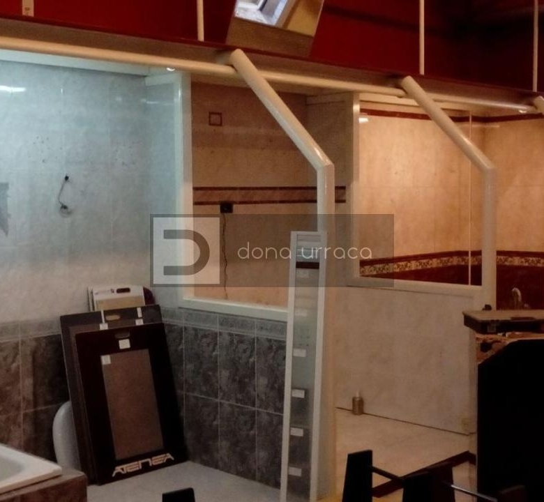 LOCAL EN VENTA EN EL PUENTE