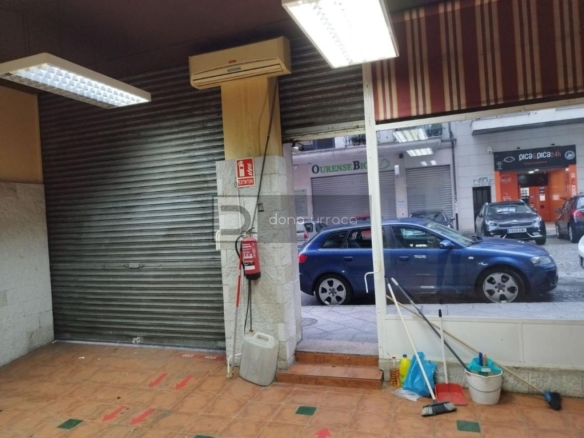 Local en venta en calle San Rosendo