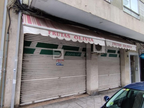 Local en venta en calle San Rosendo