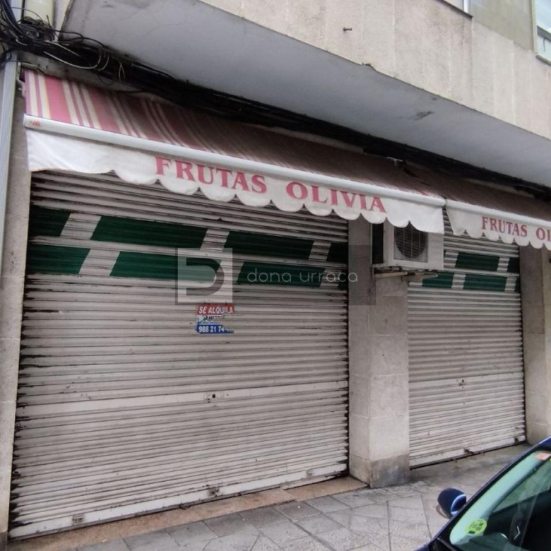 Local en venta en calle San Rosendo