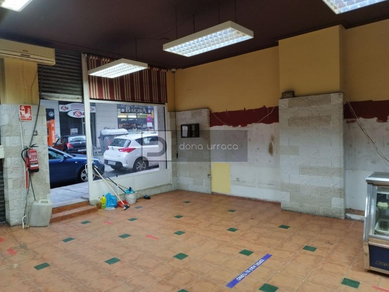 Local en venta en calle San Rosendo