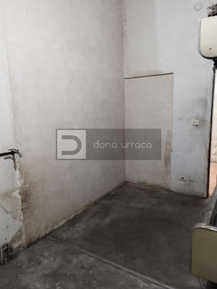 Local en venta en calle San Rosendo