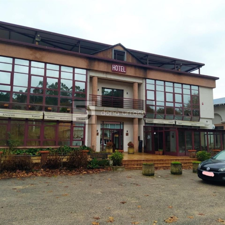 HOTEL EN VENTA O ALQUILER CARBALLIÑO