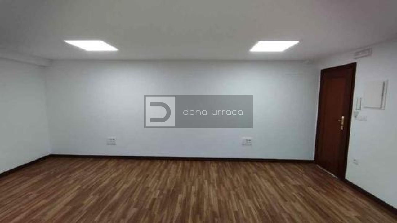 170922987093900025222_170919959766 ALQUILER OFICINA Centro – Rúa Do Paseo