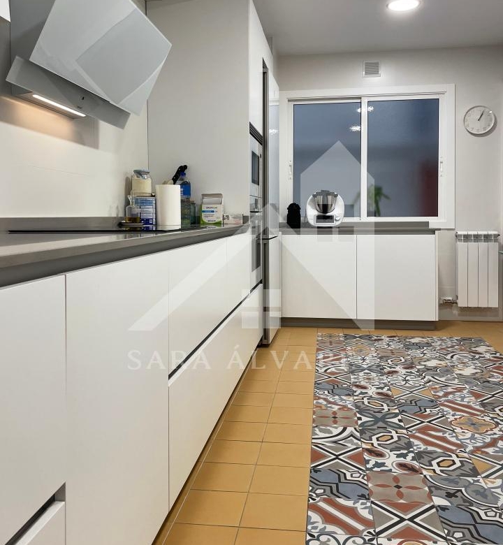 PISO DE 4 HABITACIONES REFORMADO ZONA ALAMEDA