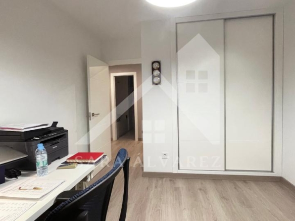 PISO DE 4 HABITACIONES REFORMADO ZONA ALAMEDA