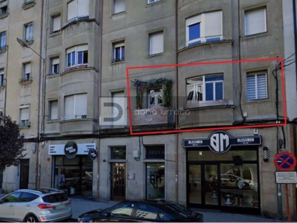 Alquiler de Oficina en calle Sáenz Díez