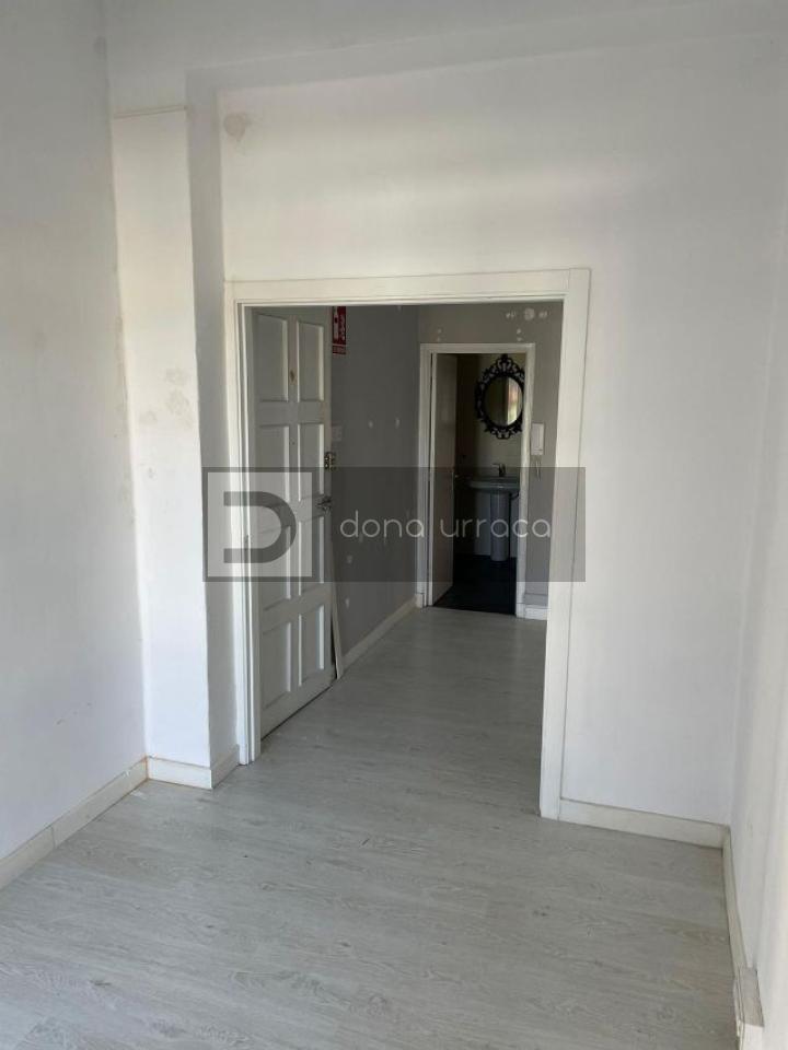170980595427200025288_170980217757 Alquiler de Oficina en calle Sáenz Díez